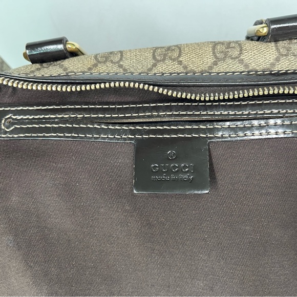 Authentic Gucci Medium GG Supreme Joy Boston Bag - Picture 14 of 16